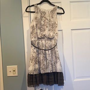 Jessica Simpson grey and white dress